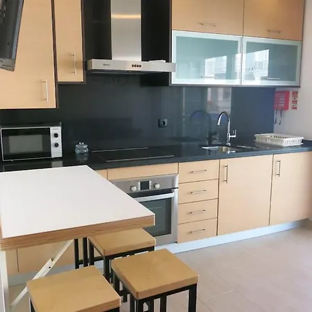 One Bedroom With Wifi At Apartament *